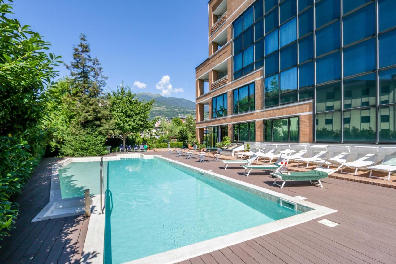 Hostellerie Du Cheval Blanc อาออสตา ภายนอก รูปภาพ